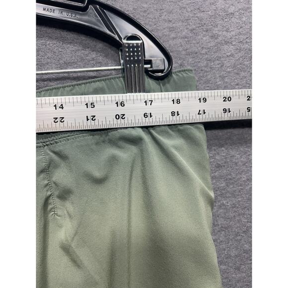 Athleta Run With It 14" Skort Skirt Size XL Olive Green Stretch Zip Pocket - Picture 5 of 11